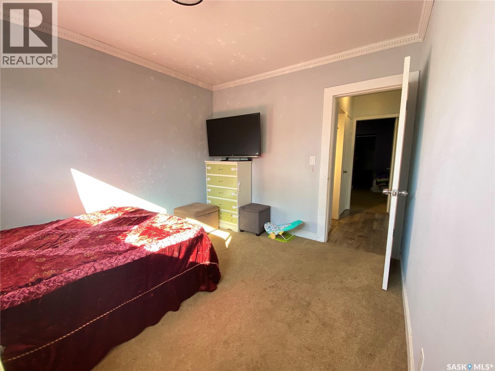 748 Rae Street, Regina, Saskatchewan  S4T 2A9 - Photo 11 - SK025828