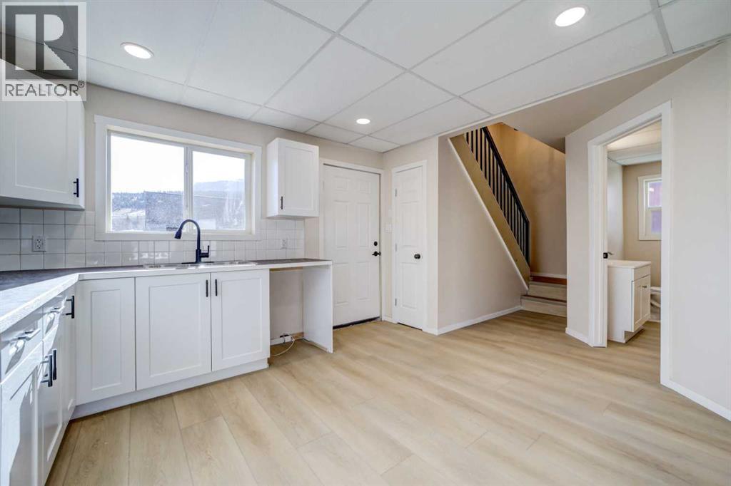 7022 17 Avenue N, Coleman, Alberta  T0K 0M0 - Photo 5 - A2283583