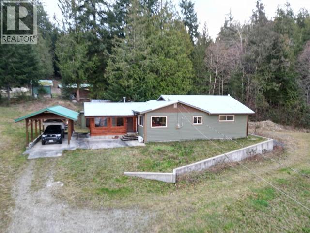 4002 Highway 101, Powell River, British Columbia   - Photo 19 - 19629