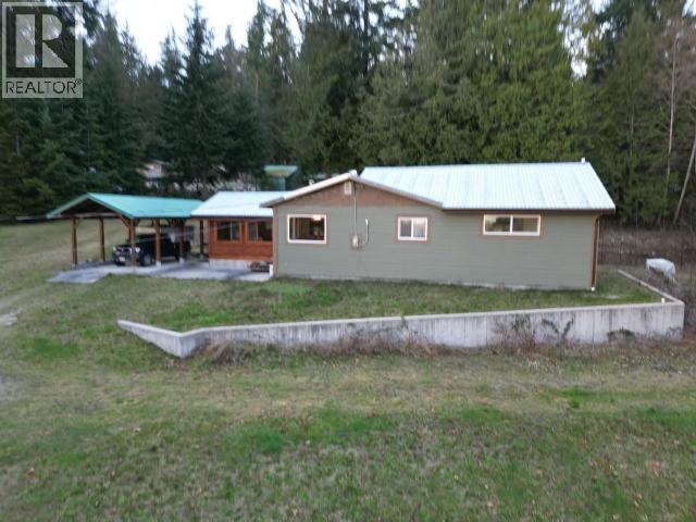 4002 Highway 101, Powell River, British Columbia   - Photo 23 - 19629