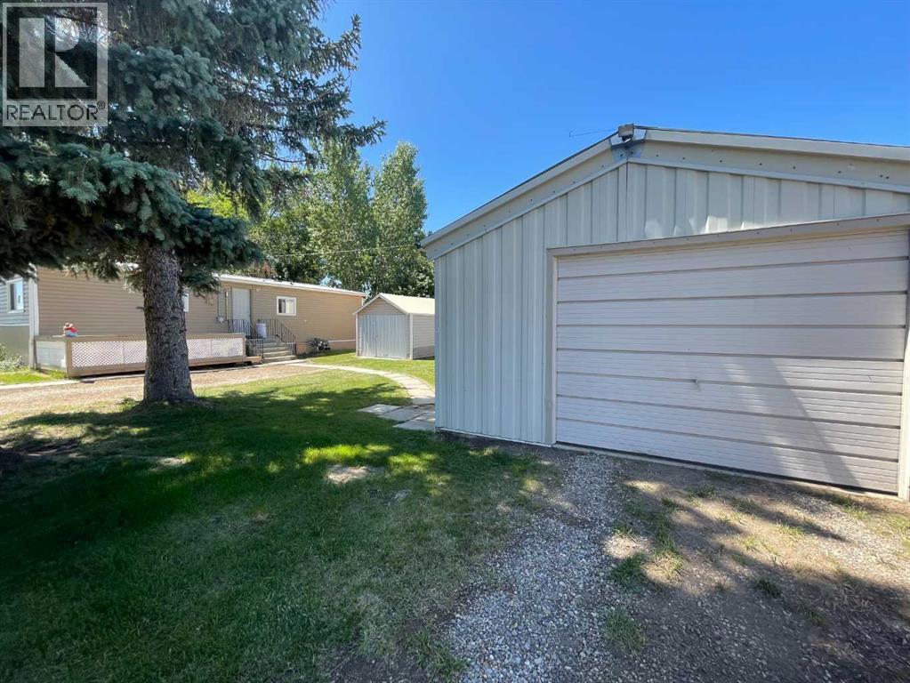 331 Armstrong Street, Carmangay, Alberta  T0L 0N0 - Photo 27 - A2268129