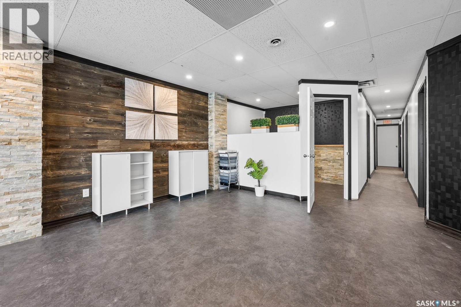 1035 Devonshire Drive N, Regina, Saskatchewan  S4X 2X4 - Photo 17 - SK027988