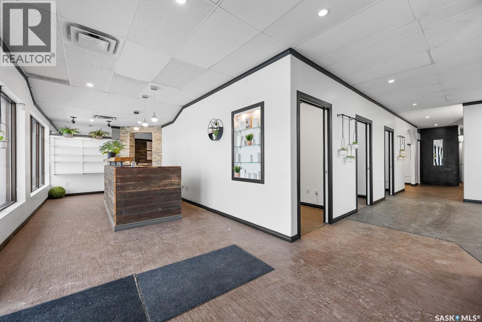 1035 Devonshire Drive N, Regina, Saskatchewan  S4X 2X4 - Photo 4 - SK027988