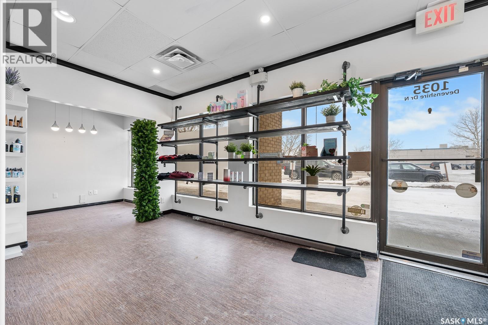 1035 Devonshire Drive N, Regina, Saskatchewan  S4X 2X4 - Photo 6 - SK027988