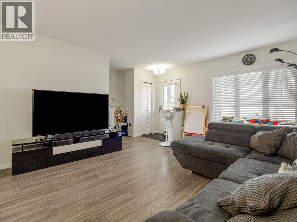 702, 210 Firelight Way W, Lethbridge, Alberta  T1J 5T3 - Photo 7 - A2281162