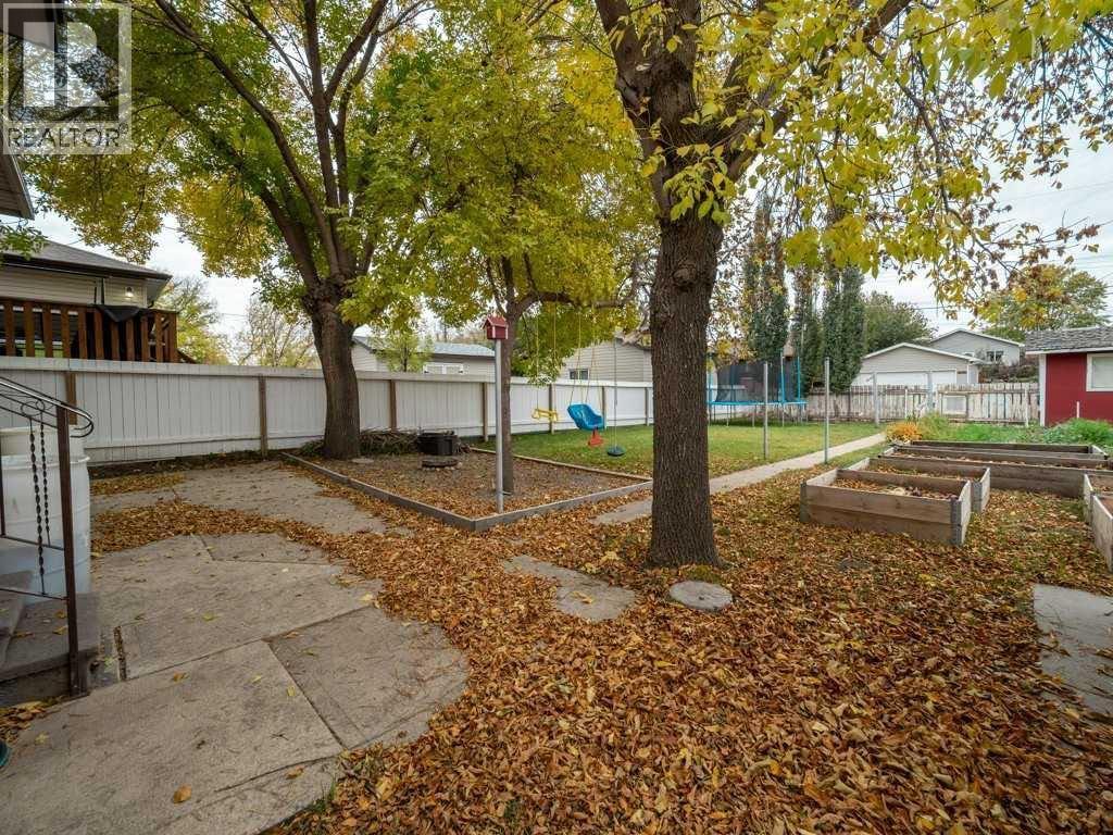 1026 7 Street N, Lethbridge, Alberta  T1H 1Y9 - Photo 26 - A2282346