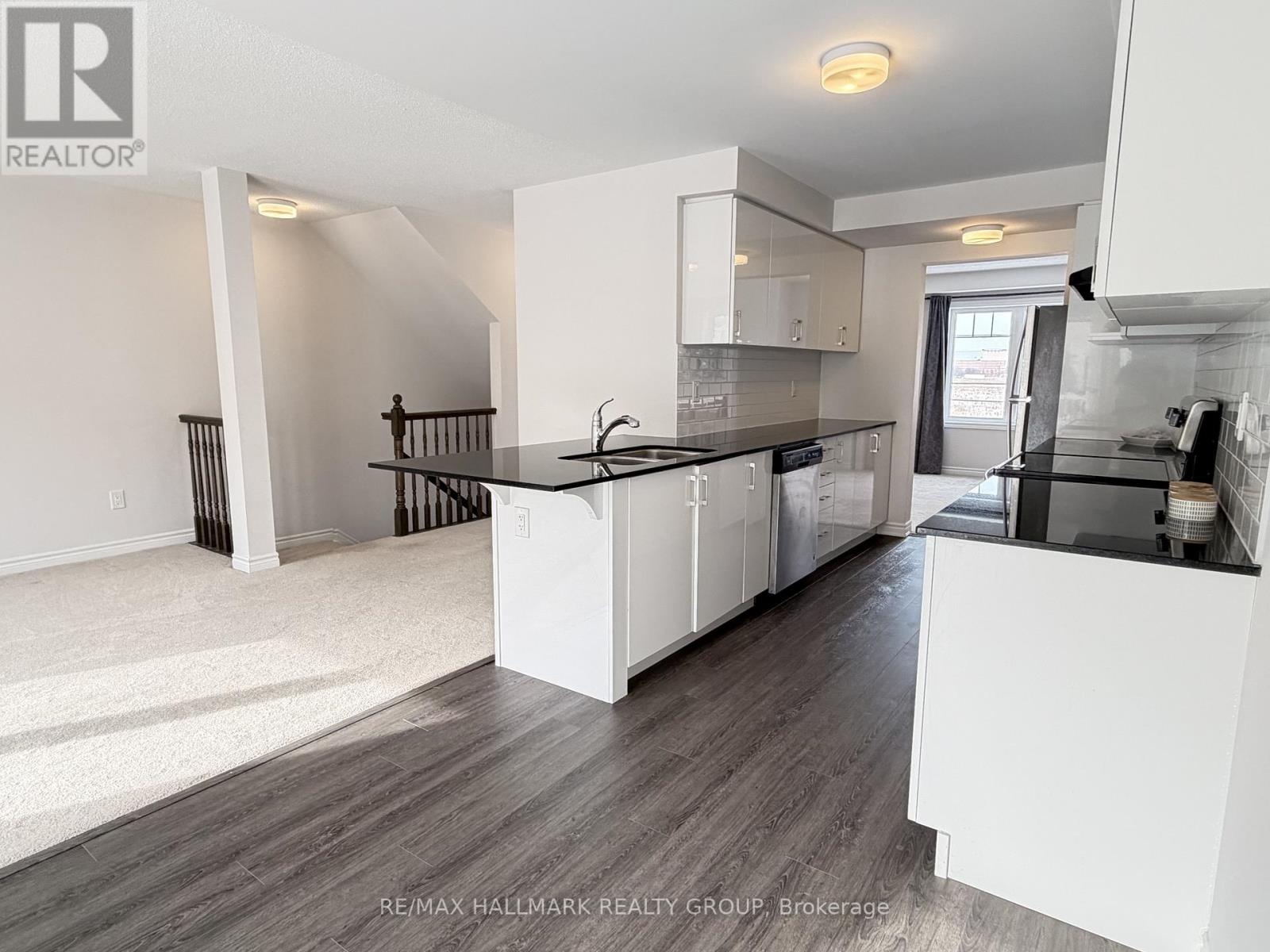 1686 Maple Grove Street, Ottawa, Ontario  K2S 2R3 - Photo 15 - X12768710