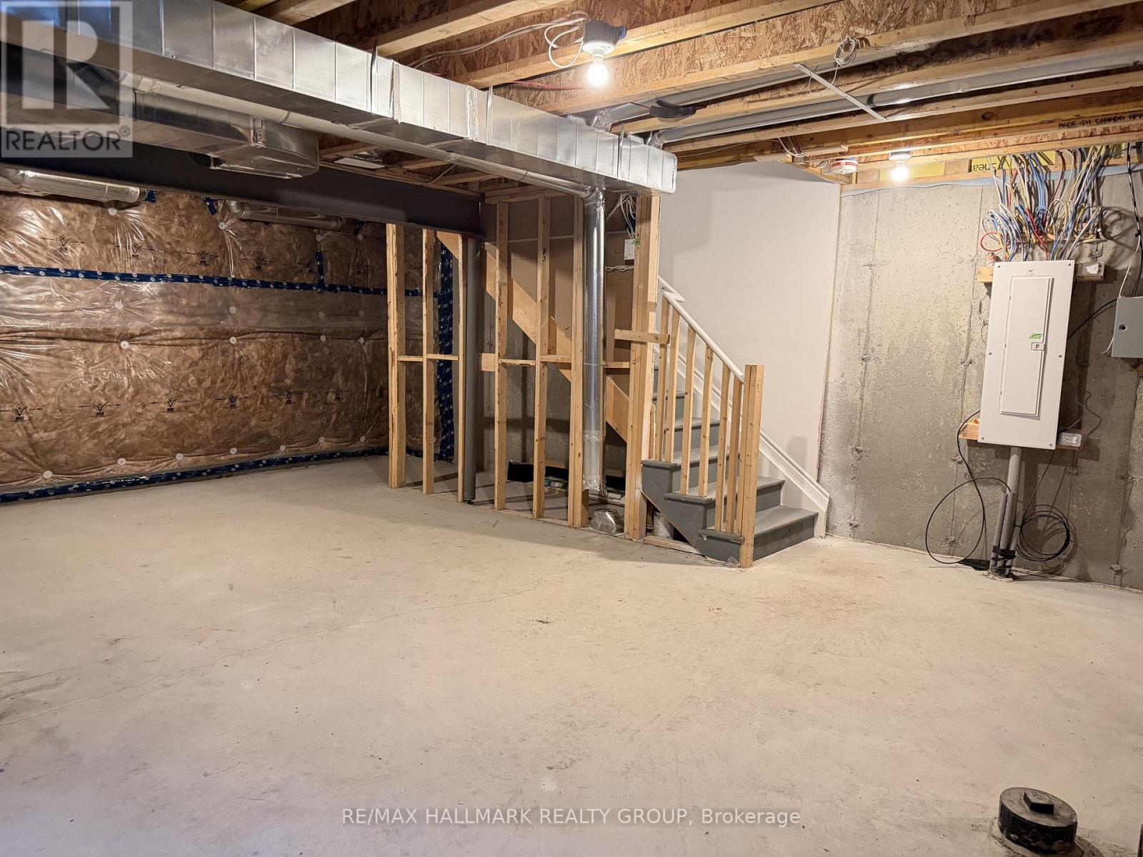 1686 Maple Grove Street, Ottawa, Ontario  K2S 2R3 - Photo 33 - X12768710