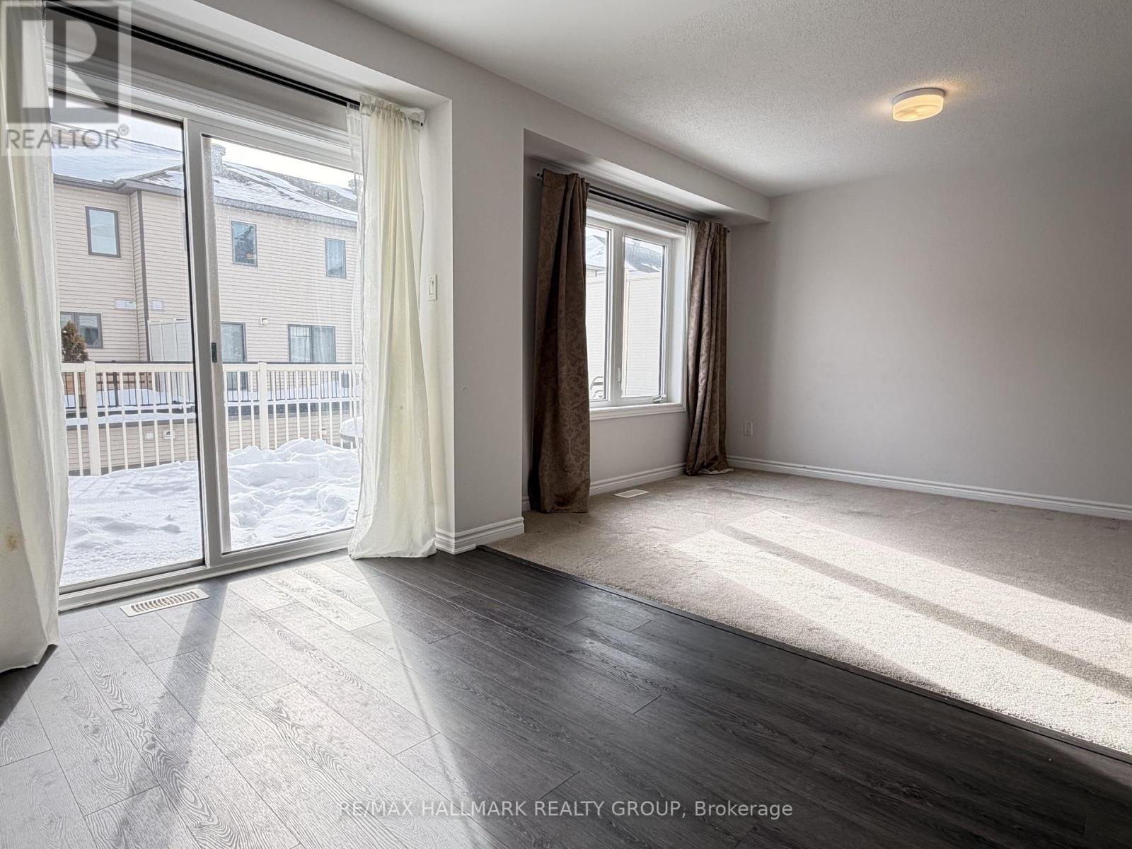 1686 Maple Grove Street, Ottawa, Ontario  K2S 2R3 - Photo 9 - X12768710