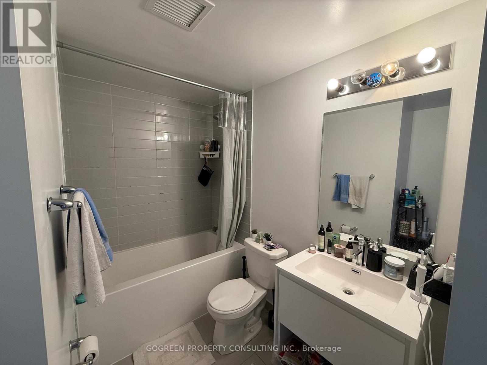 3410 - 159 Wellesley Street E, Toronto, Ontario  M4Y 0H5 - Photo 8 - C12707532