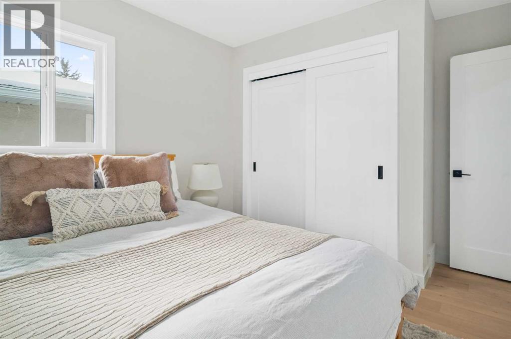 3224 24a Street Sw, Calgary, Alberta  T3E 1W7 - Photo 24 - A2254569