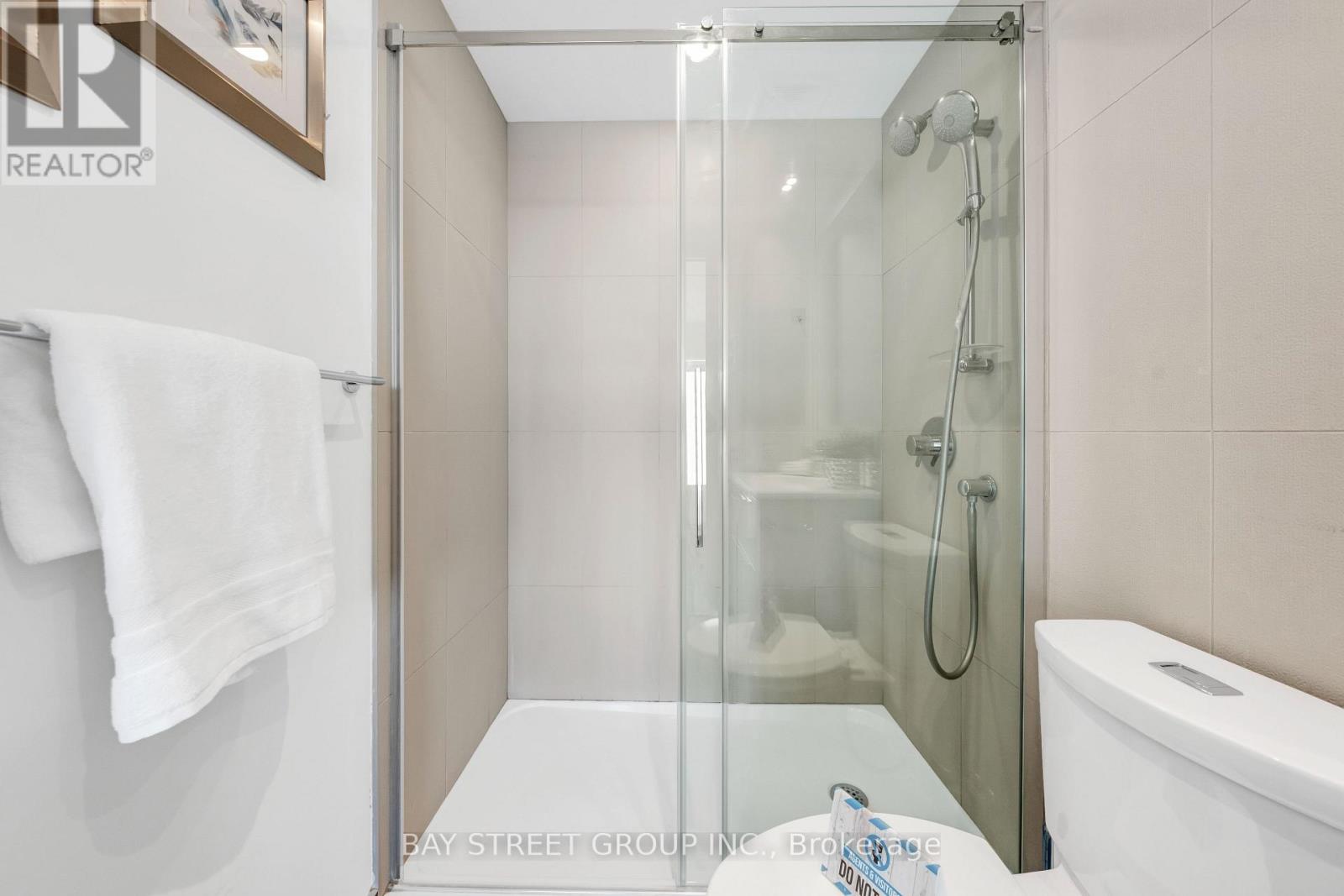 4204 - 15 Grenville Street, Toronto, Ontario  M4Y 0B9 - Photo 10 - C12768674