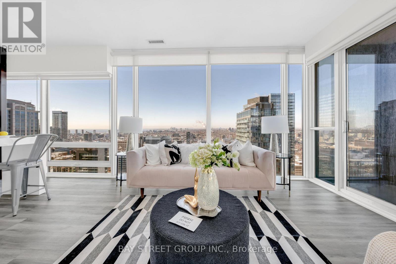 4204 - 15 Grenville Street, Toronto, Ontario  M4Y 0B9 - Photo 19 - C12768674