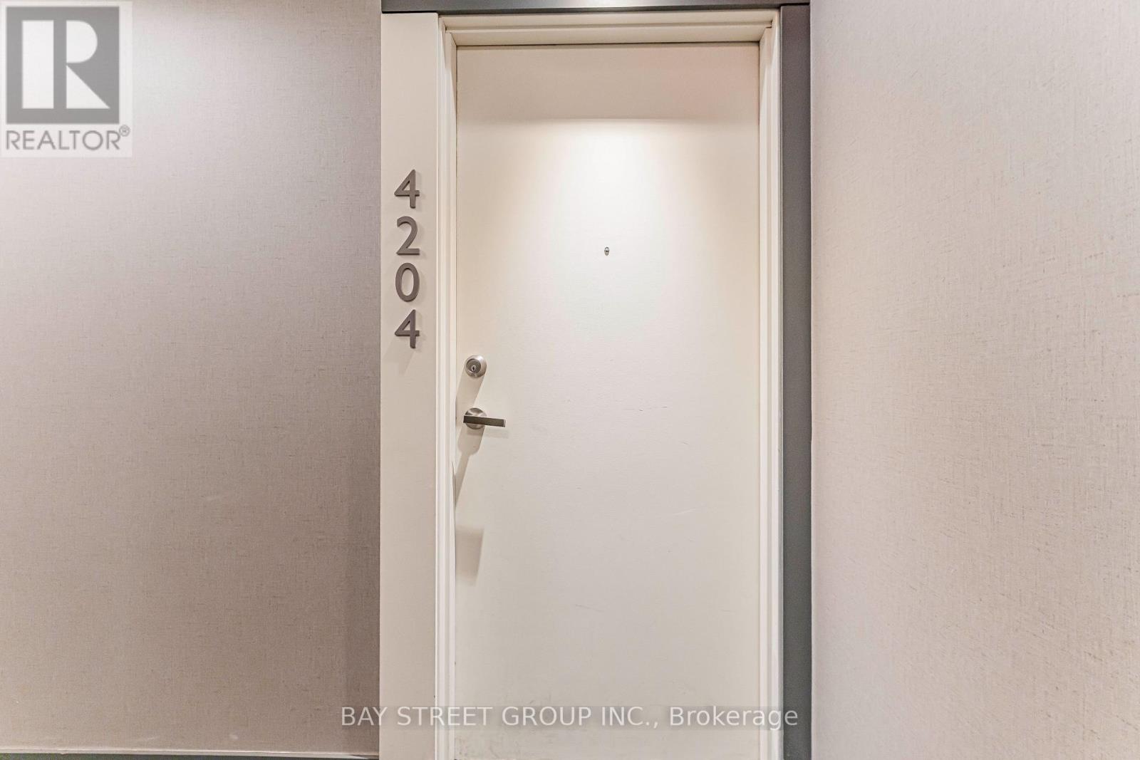 4204 - 15 Grenville Street, Toronto, Ontario  M4Y 0B9 - Photo 34 - C12768674