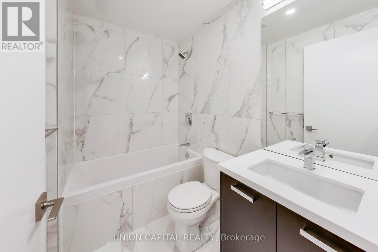 502 - 195 Mccaul Street, Toronto, Ontario  M5T 1W6 - Photo 24 - C12768678