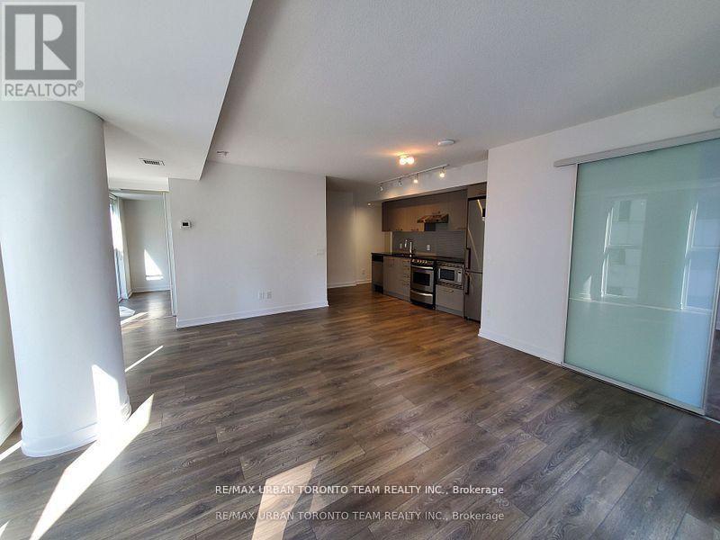 817 - 87 Peter Street, Toronto (Waterfront Communities), Ontario  M5V 0P1 - Photo 6 - C12768720