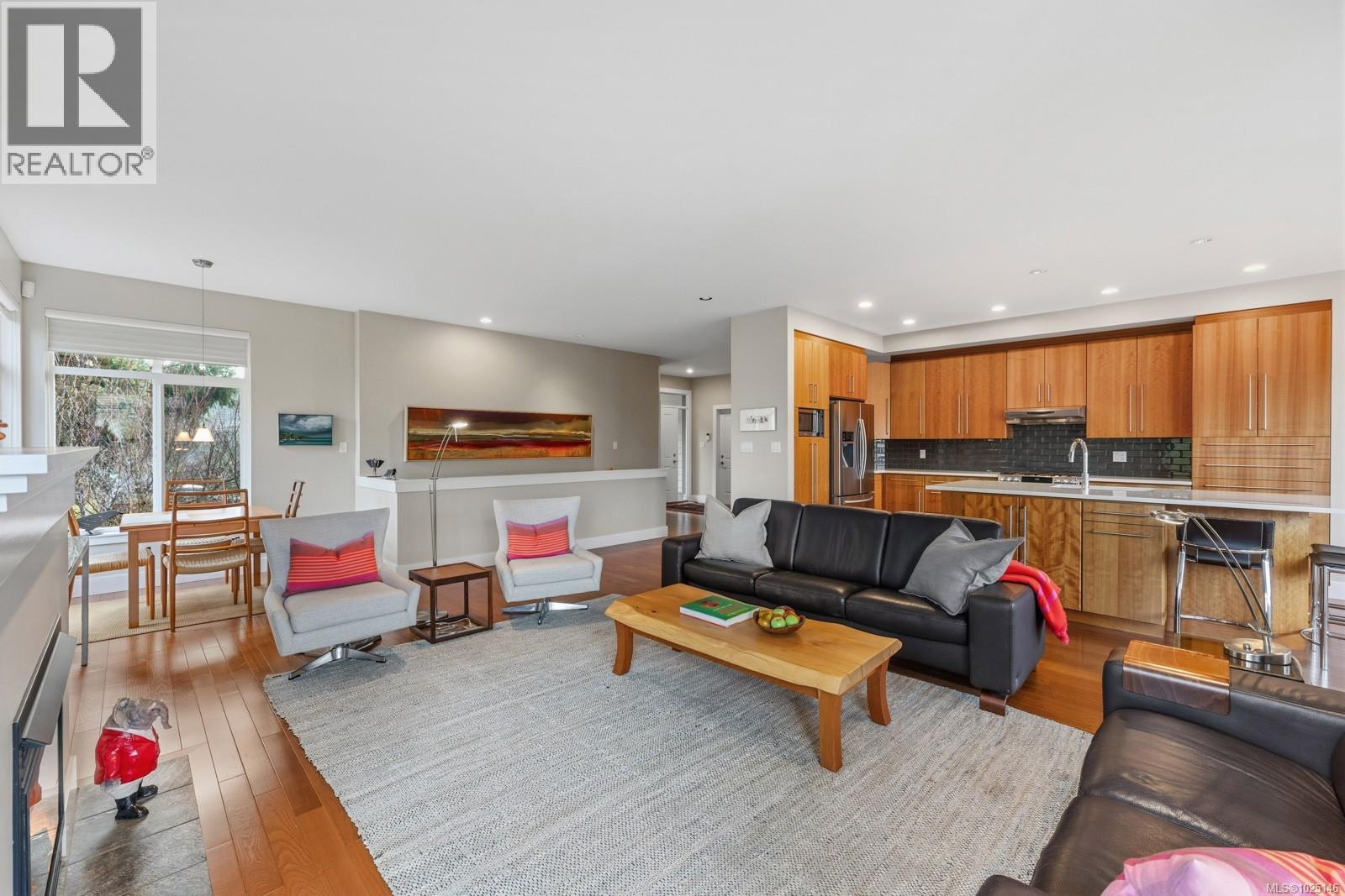 3363 Majestic Dr, Courtenay, British Columbia  V9N 9X6 - Photo 6 - 1025146