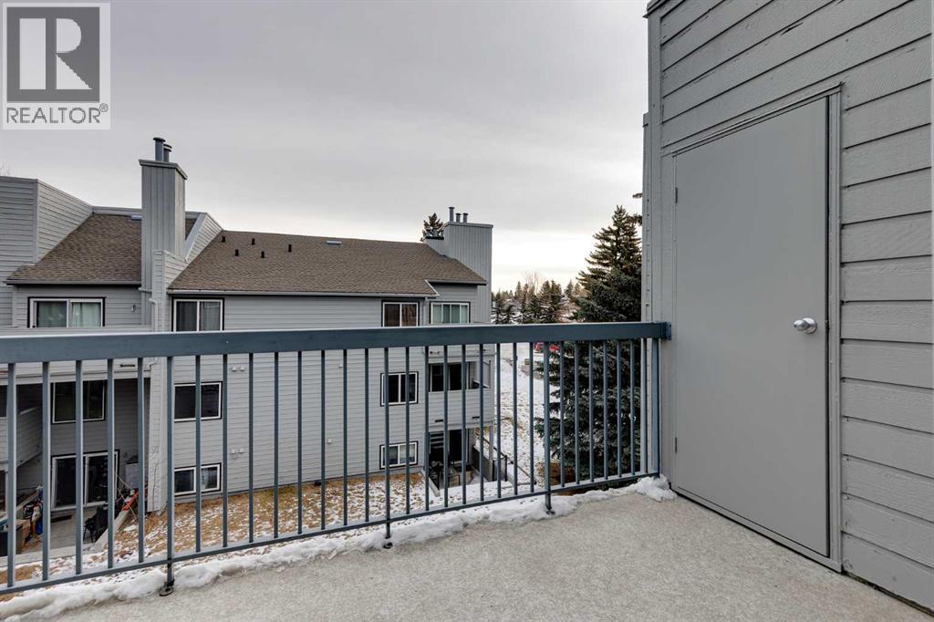 2466, 70 Glamis Drive Sw, Calgary, Alberta  T3E 6T6 - Photo 14 - A2282194