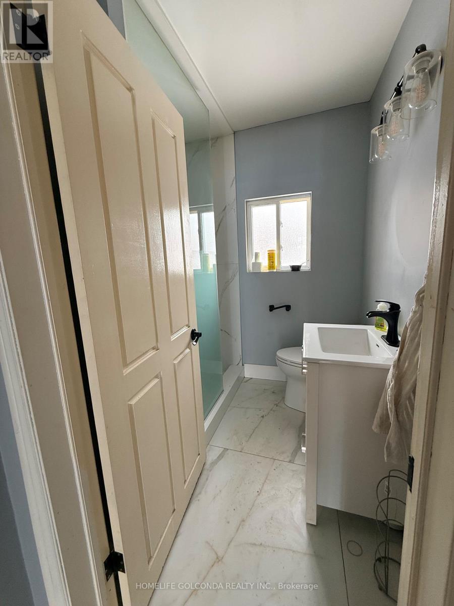 46 Elm Grove Avenue S, Richmond Hill (Oak Ridges), Ontario  L4E 2V3 - Photo 10 - N12768690