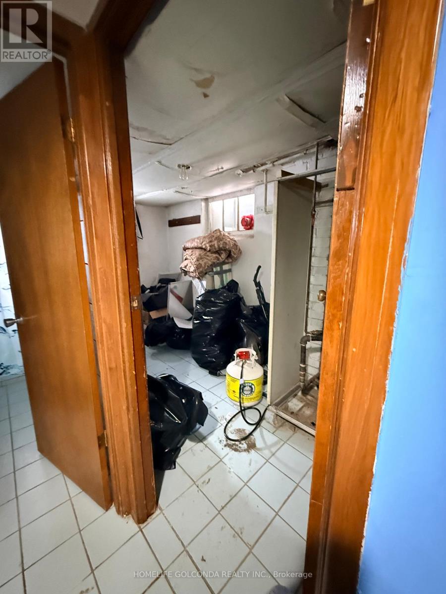 46 Elm Grove Avenue S, Richmond Hill (Oak Ridges), Ontario  L4E 2V3 - Photo 21 - N12768690