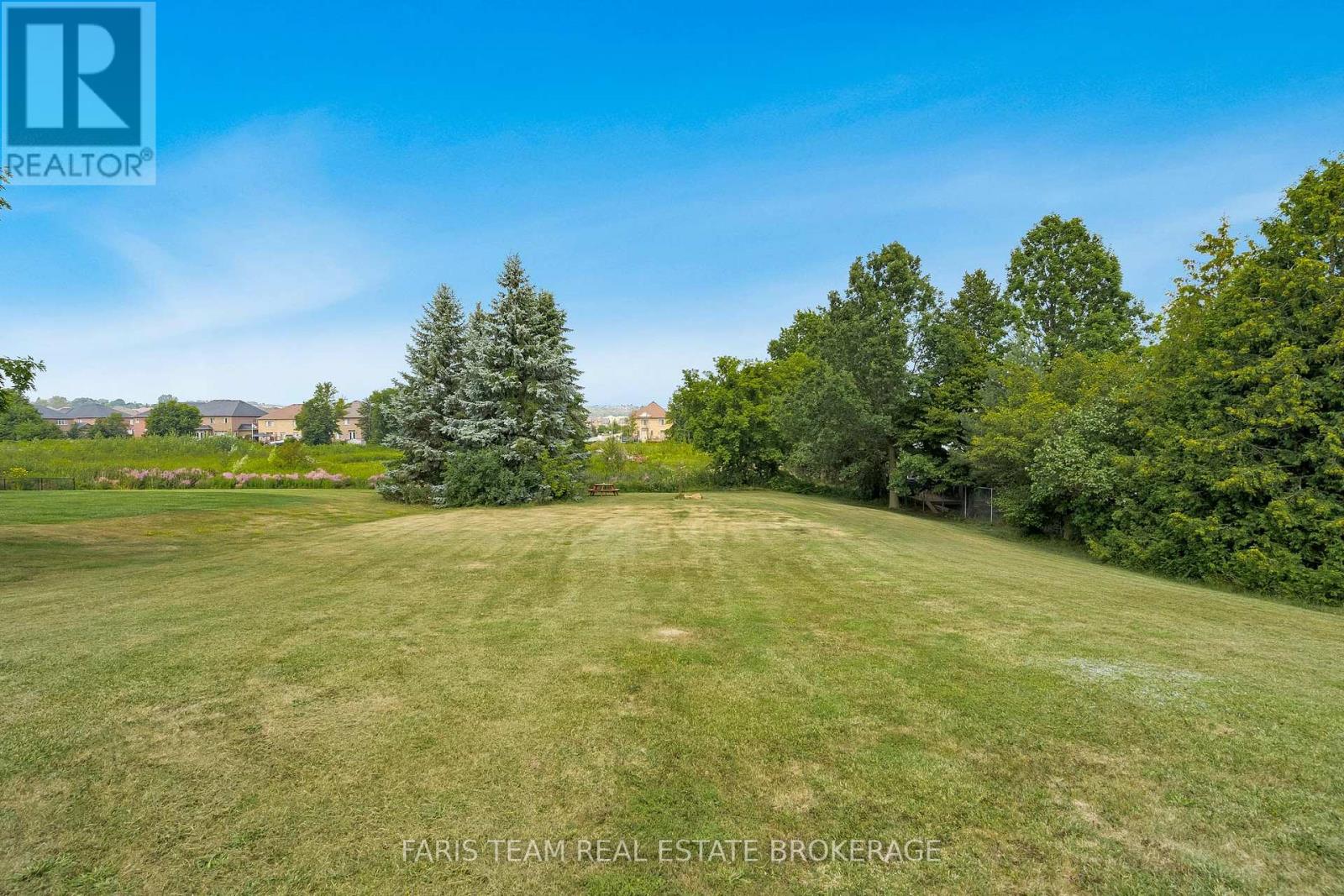 7 Golfview Boulevard, Bradford West Gwillimbury (Bradford), Ontario  L3Z 2A6 - Photo 45 - N12768692