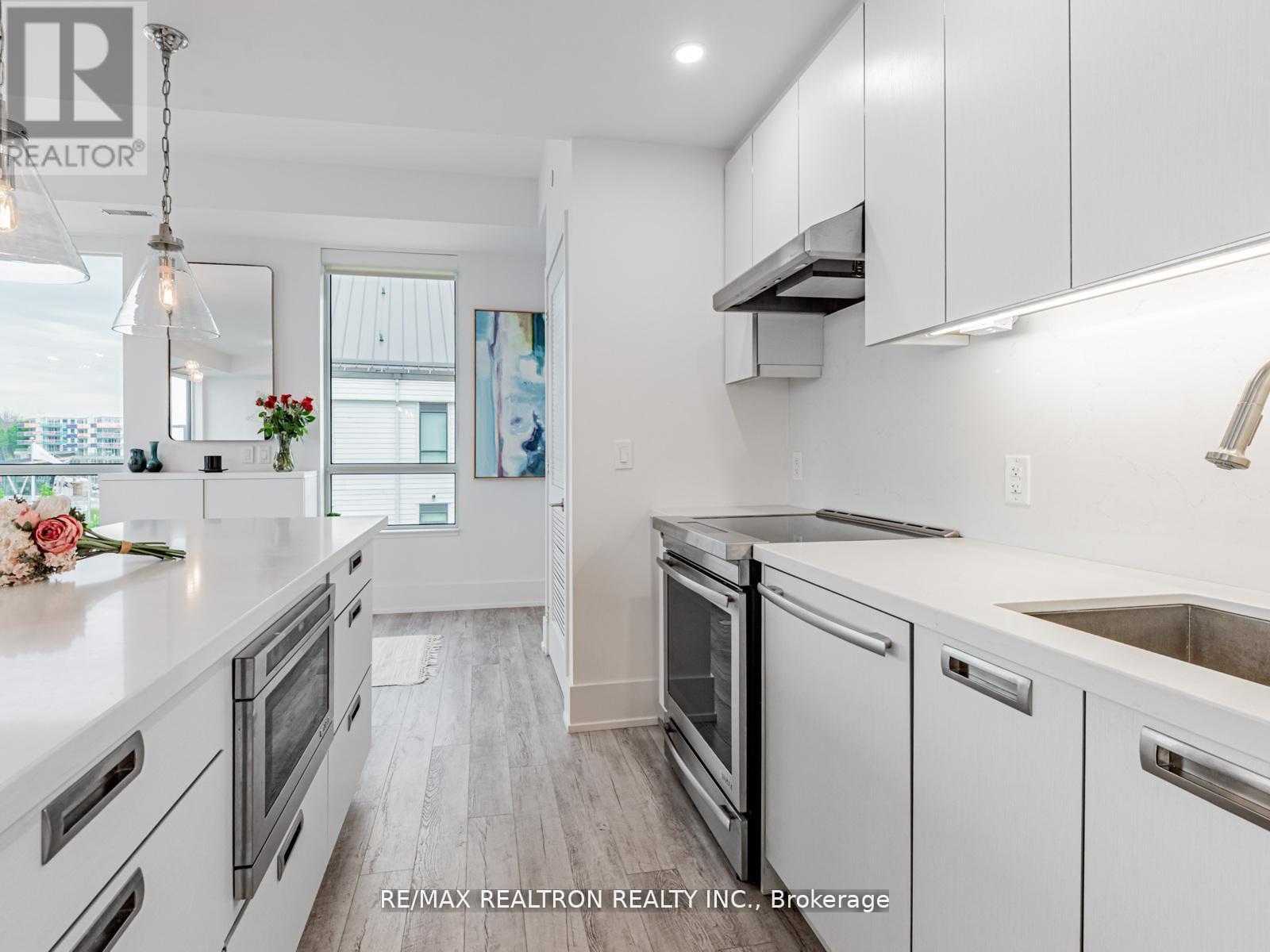 53 - 261 Broward Way, Innisfil, Ontario  L9S 0J5 - Photo 9 - N12768732