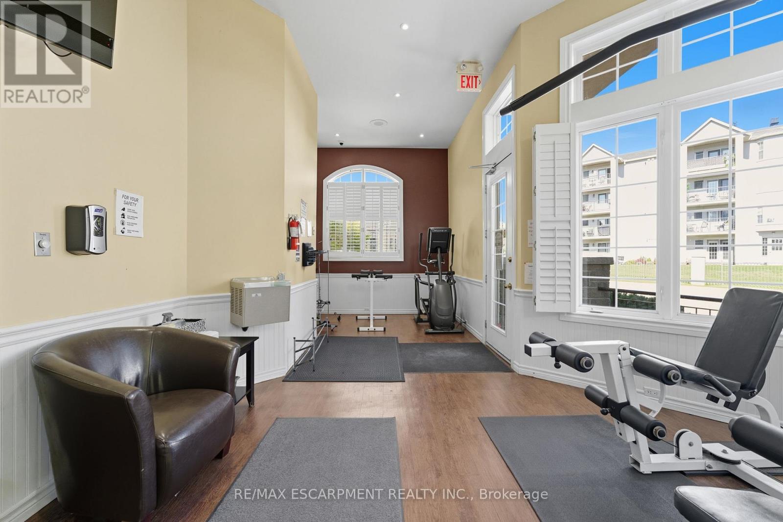 304 - 1421 Walker's Line, Burlington, Ontario  L7M 4P4 - Photo 19 - W12441345