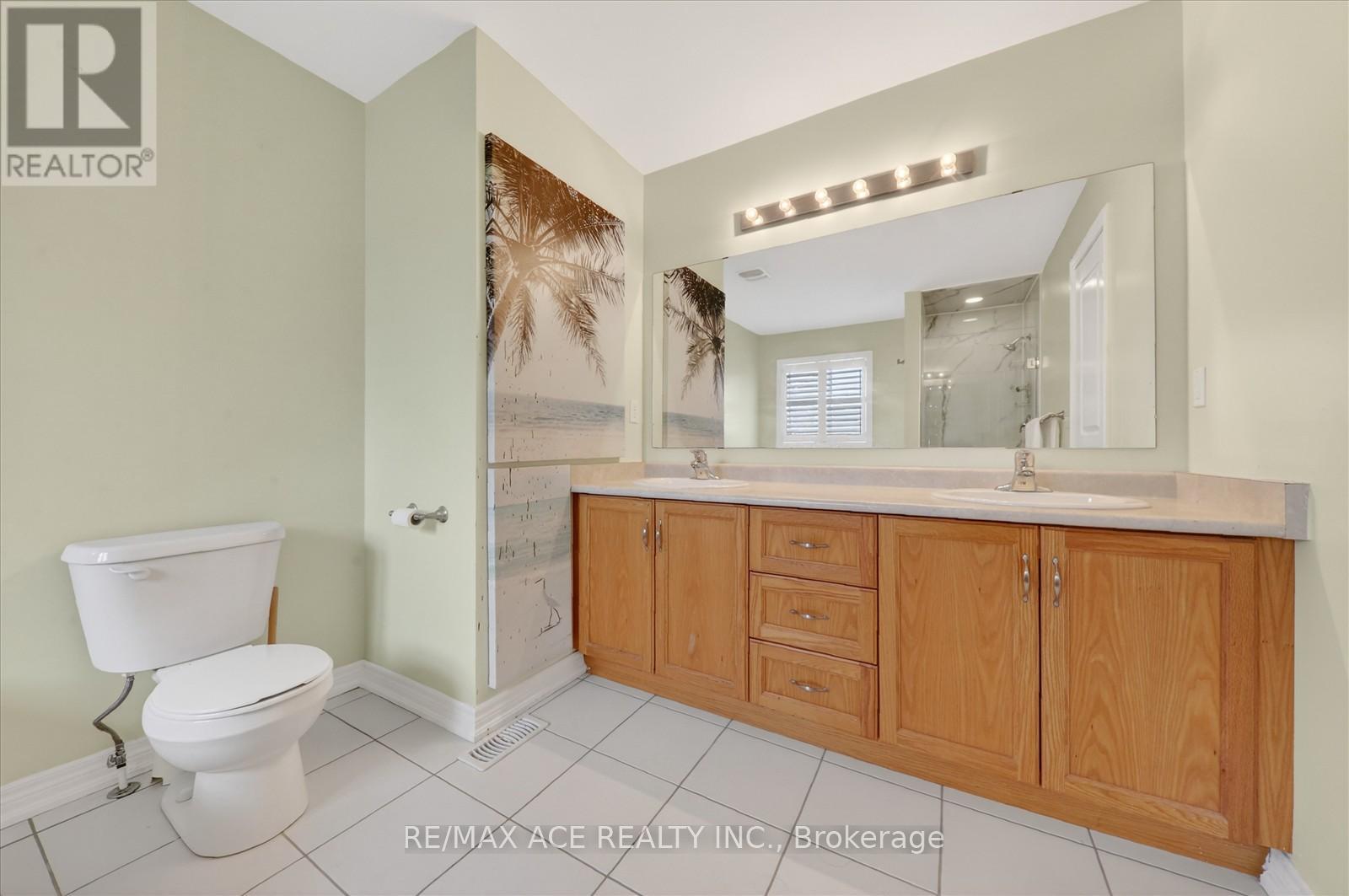 13 Gentry Way, Brampton (Bram East), Ontario  L6P 3N6 - Photo 30 - W12768706