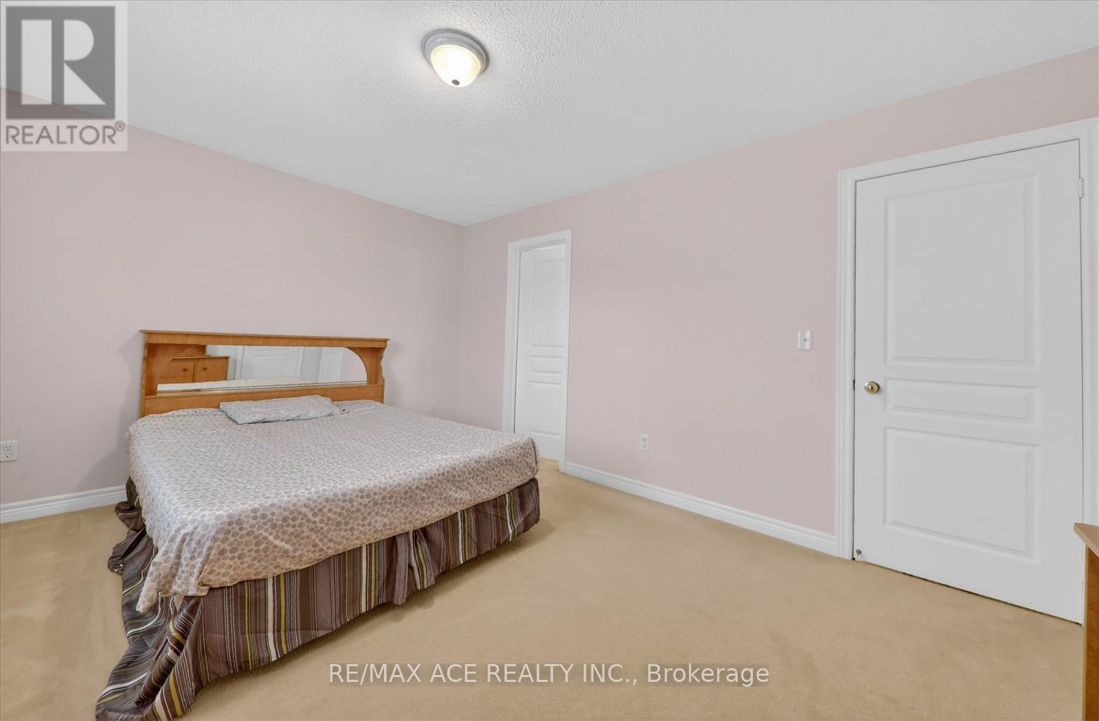 13 Gentry Way, Brampton (Bram East), Ontario  L6P 3N6 - Photo 33 - W12768706