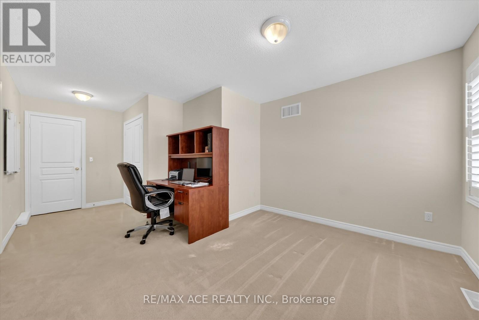 13 Gentry Way, Brampton (Bram East), Ontario  L6P 3N6 - Photo 42 - W12768706