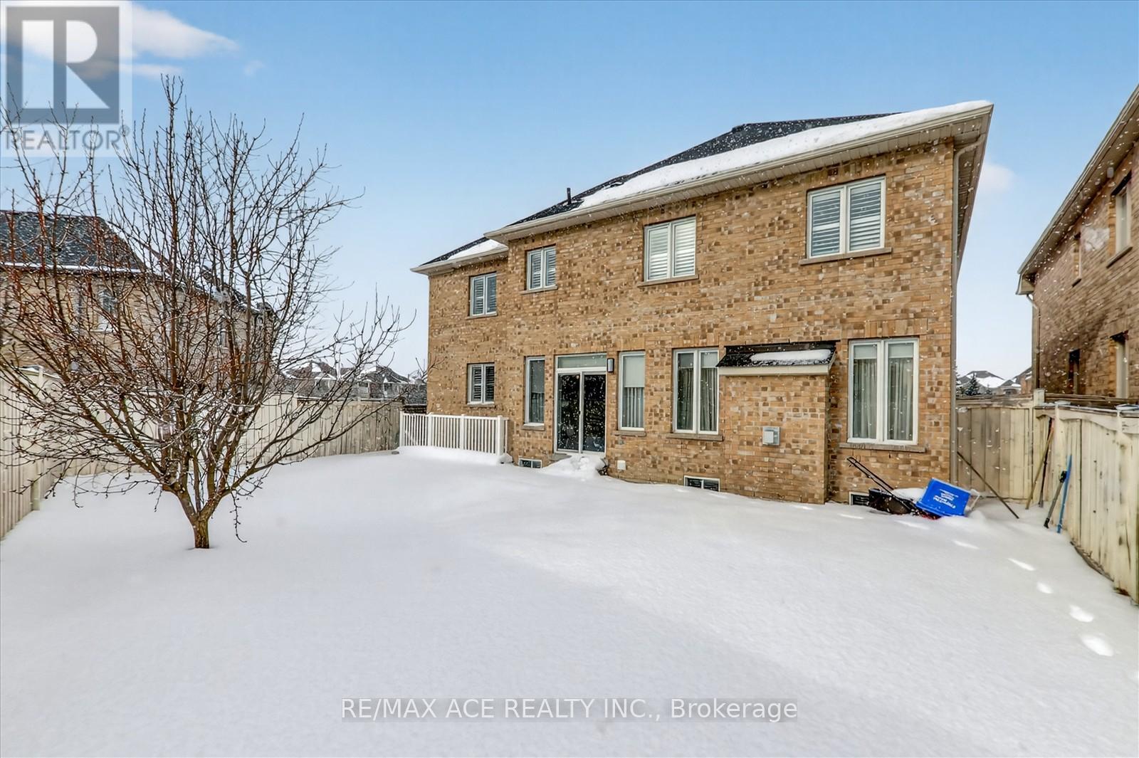 13 Gentry Way, Brampton (Bram East), Ontario  L6P 3N6 - Photo 47 - W12768706