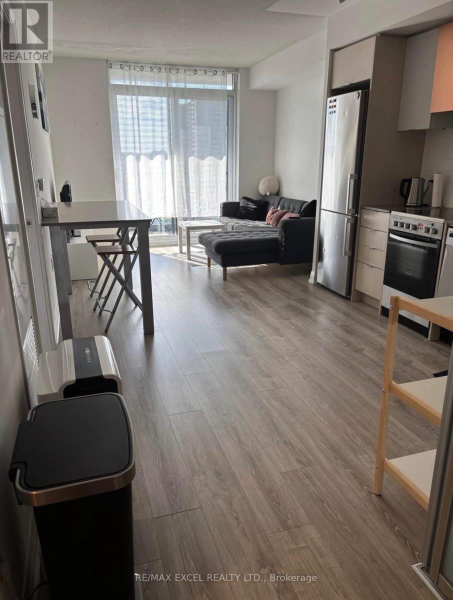 10 GIBBS ROAD, Toronto, Ontario