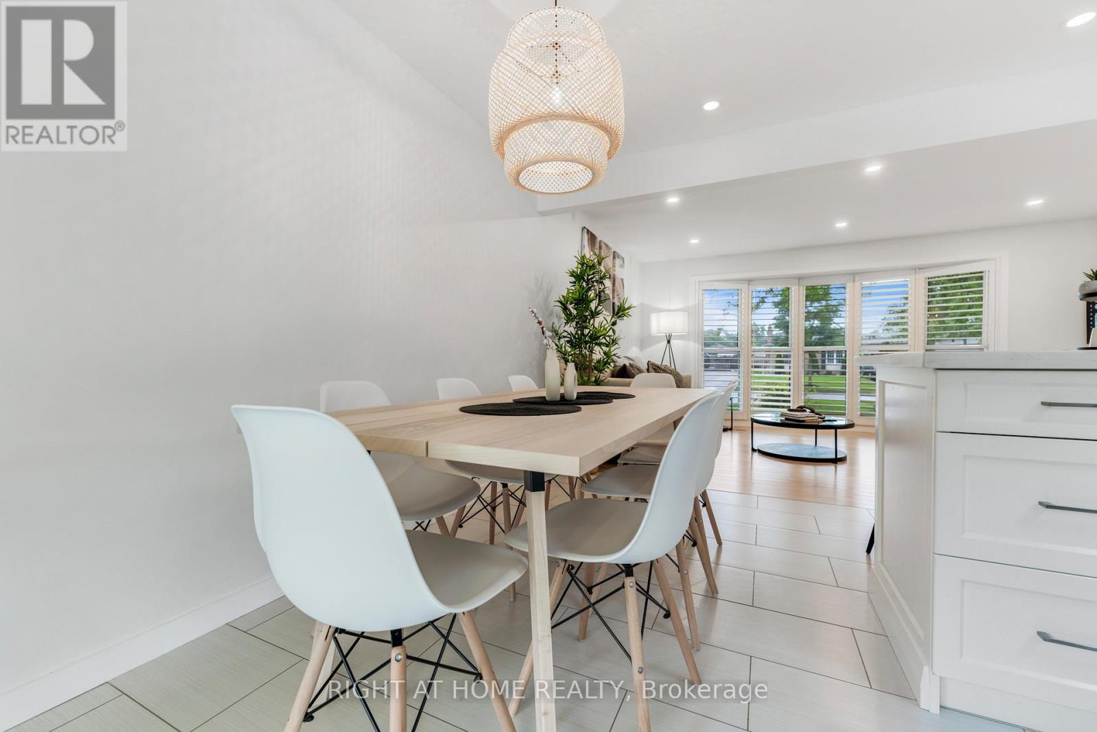 11 Nickel Street, St. Catharines, Ontario  L2M 1L4 - Photo 5 - X12768708