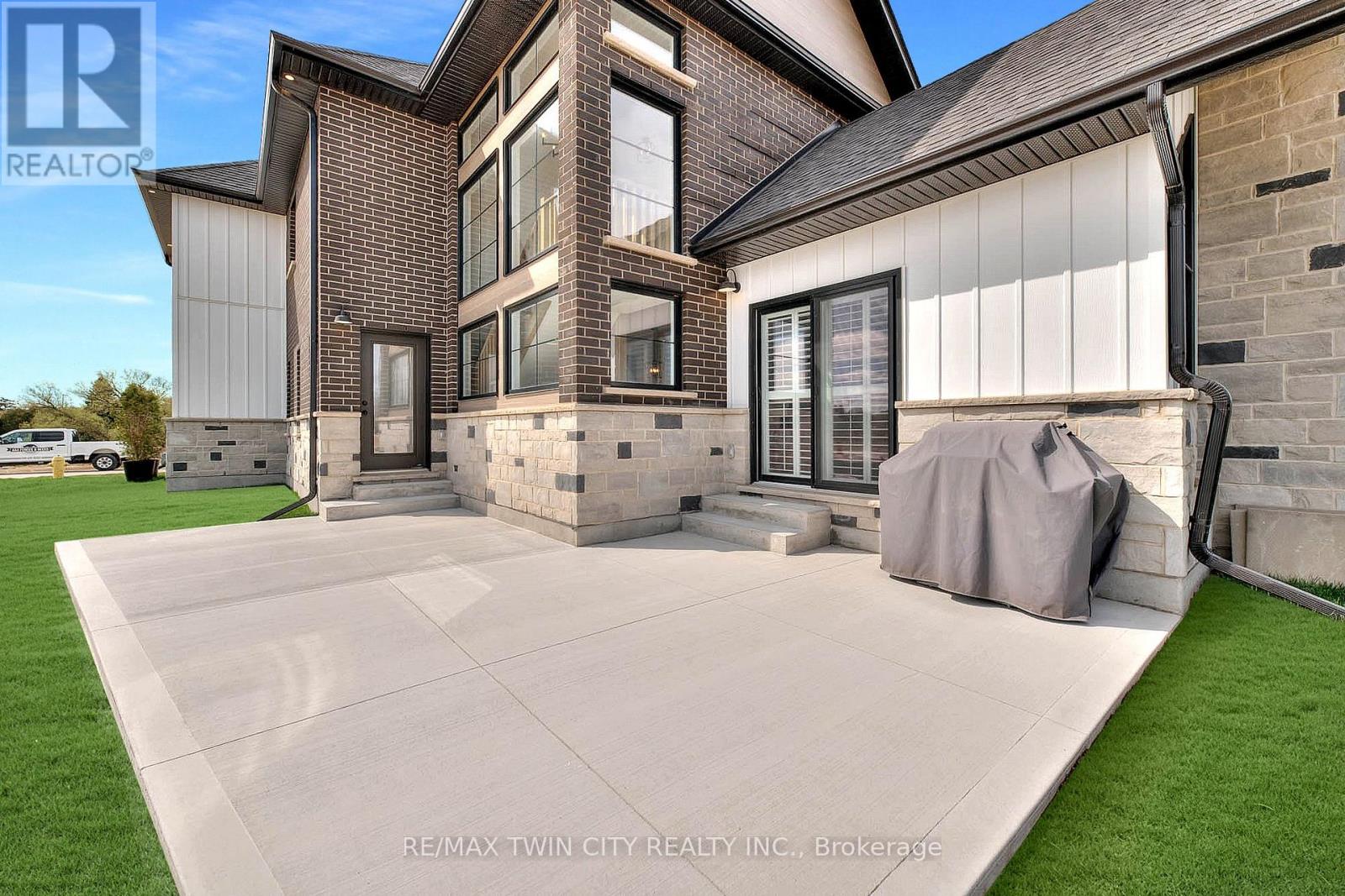 154 Dempsey Drive, Stratford, Ontario  N5A 0R5 - Photo 34 - X12753382