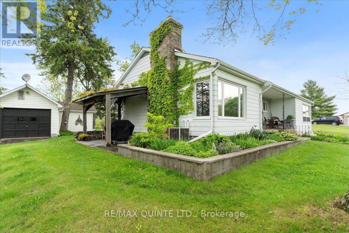 404 BRIDGE STREET W, belleville (belleville ward), Ontario