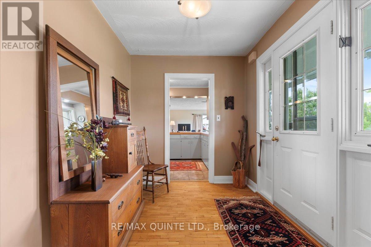 404 Bridge Street W, Belleville (Belleville Ward), Ontario  K8N 4Z2 - Photo 13 - X12768740