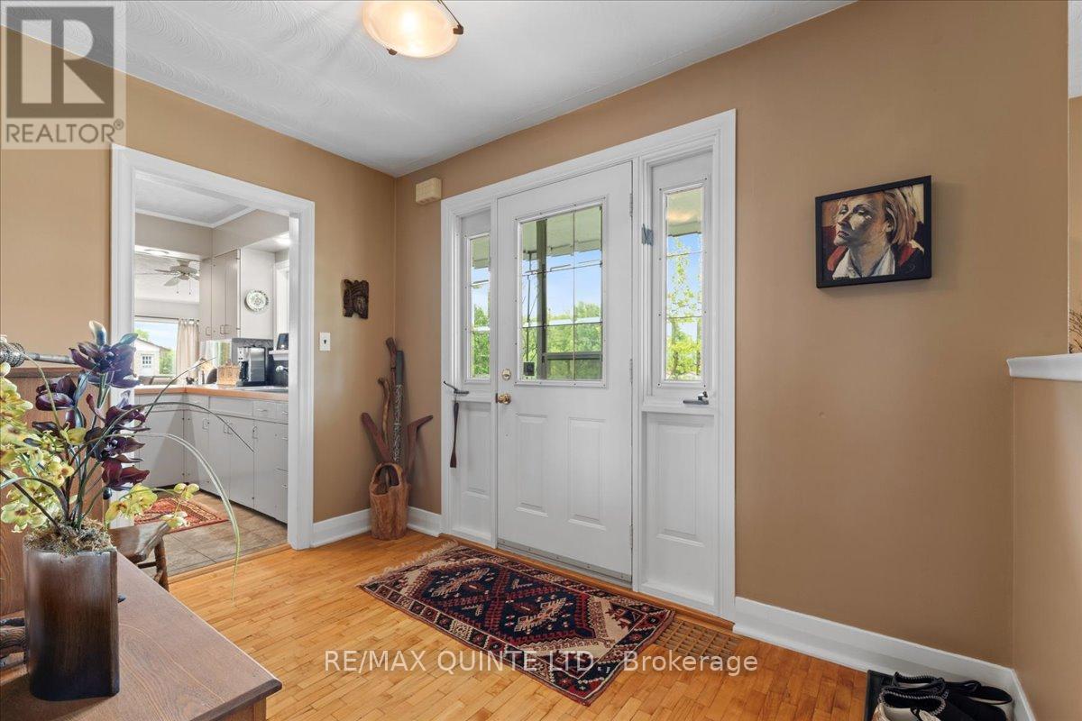 404 Bridge Street W, Belleville (Belleville Ward), Ontario  K8N 4Z2 - Photo 14 - X12768740