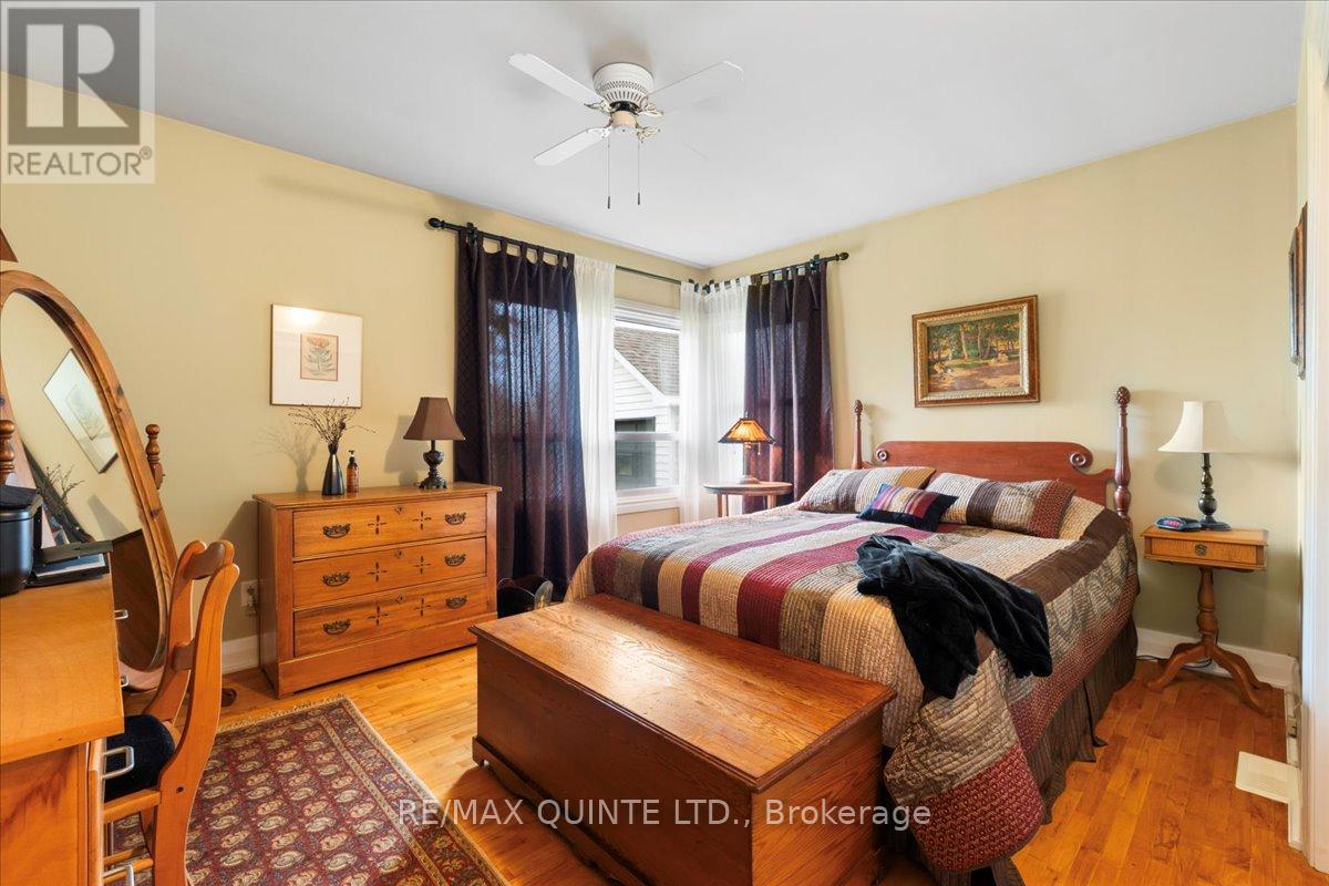 404 Bridge Street W, Belleville (Belleville Ward), Ontario  K8N 4Z2 - Photo 19 - X12768740