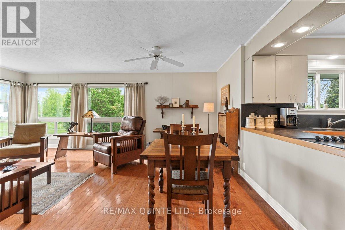 404 Bridge Street W, Belleville (Belleville Ward), Ontario  K8N 4Z2 - Photo 26 - X12768740