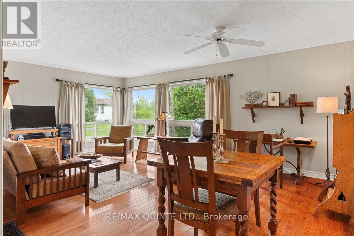 404 Bridge Street W, Belleville (Belleville Ward), Ontario  K8N 4Z2 - Photo 27 - X12768740