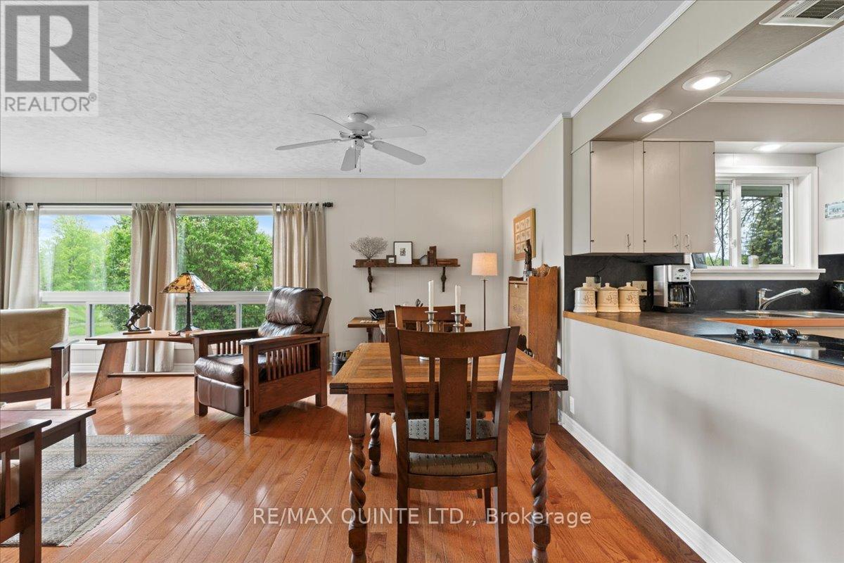 404 Bridge Street W, Belleville (Belleville Ward), Ontario  K8N 4Z2 - Photo 30 - X12768740