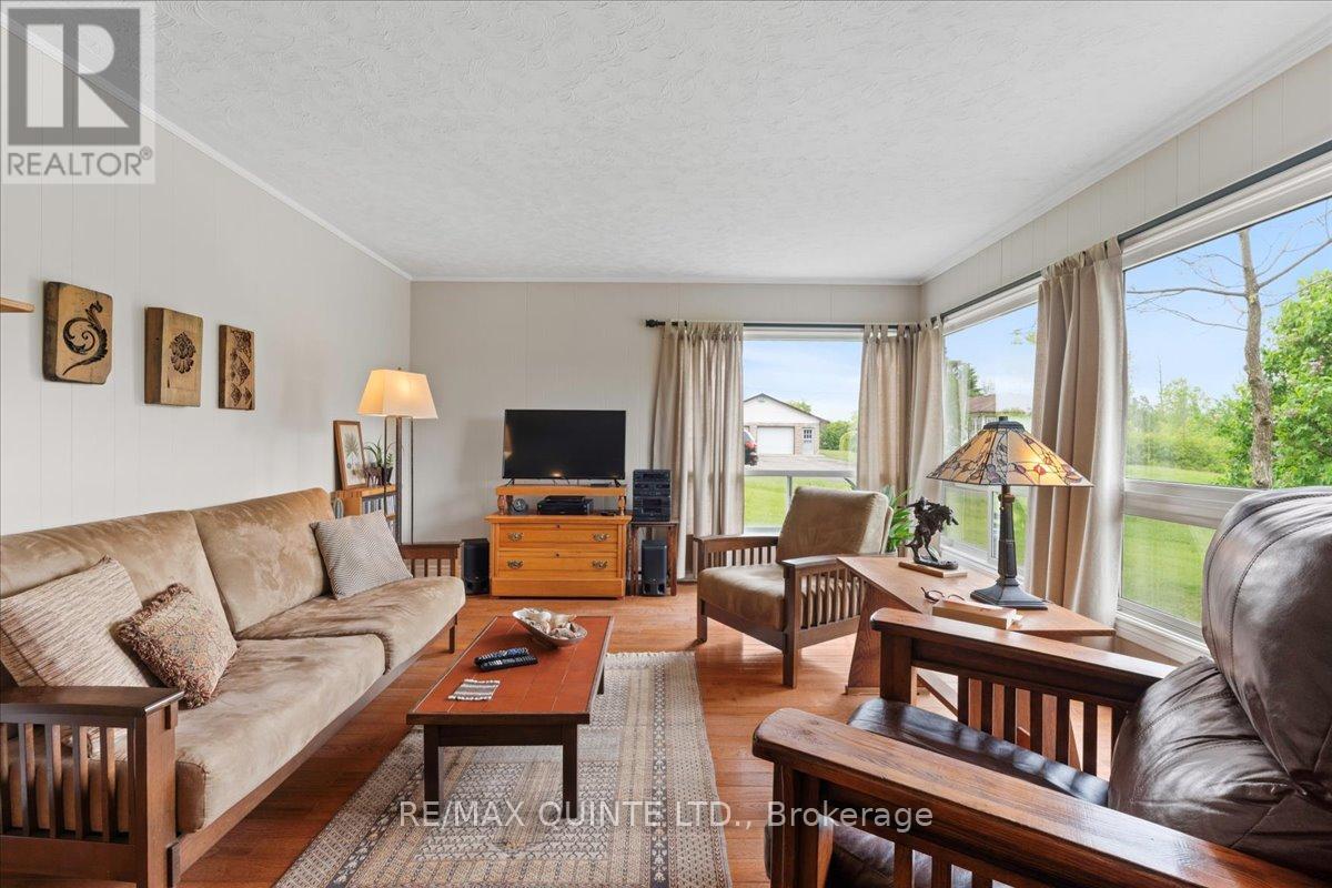 404 Bridge Street W, Belleville (Belleville Ward), Ontario  K8N 4Z2 - Photo 32 - X12768740