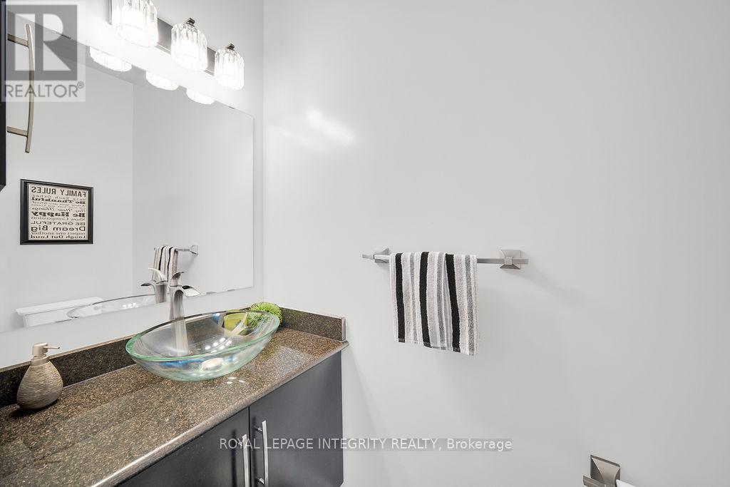 803 Petra Private, Ottawa, Ontario  K2T 0G3 - Photo 5 - X12768744