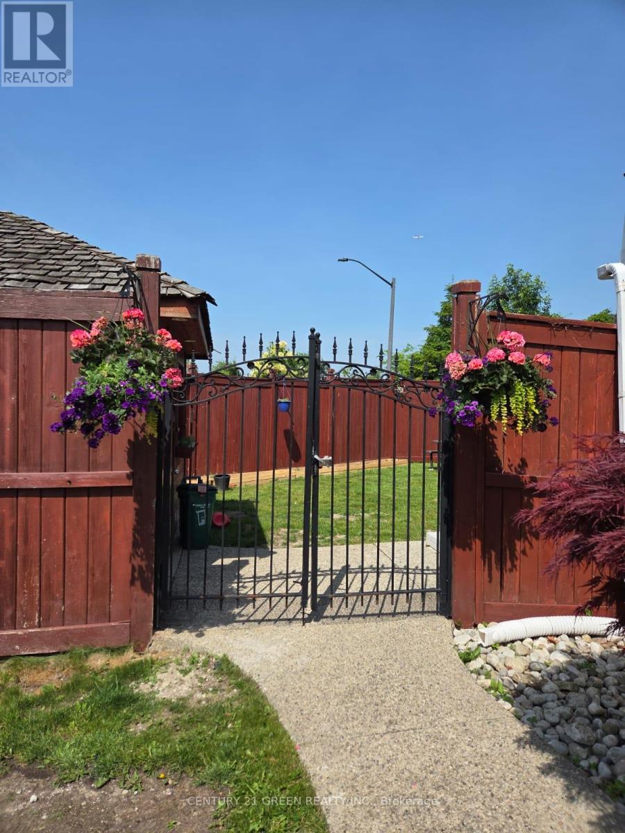 (Basement) - 3660 Partition Road, Mississauga, Ontario  L5N 8P4 - Photo 2 - W12768226