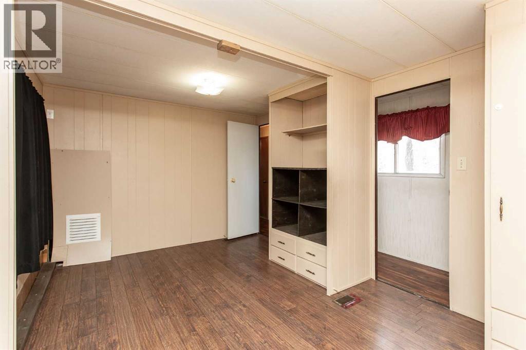 7 Parkland Acres, Lacombe, Alberta  T4L 1T2 - Photo 15 - A2284492