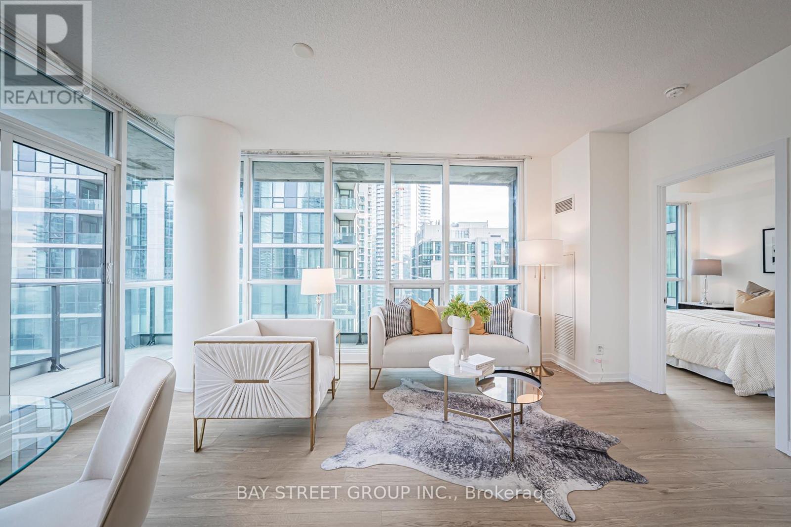 2704 - 33 Bay Street, Toronto (Waterfront Communities), Ontario  M5J 2Z3 - Photo 11 - C12768734