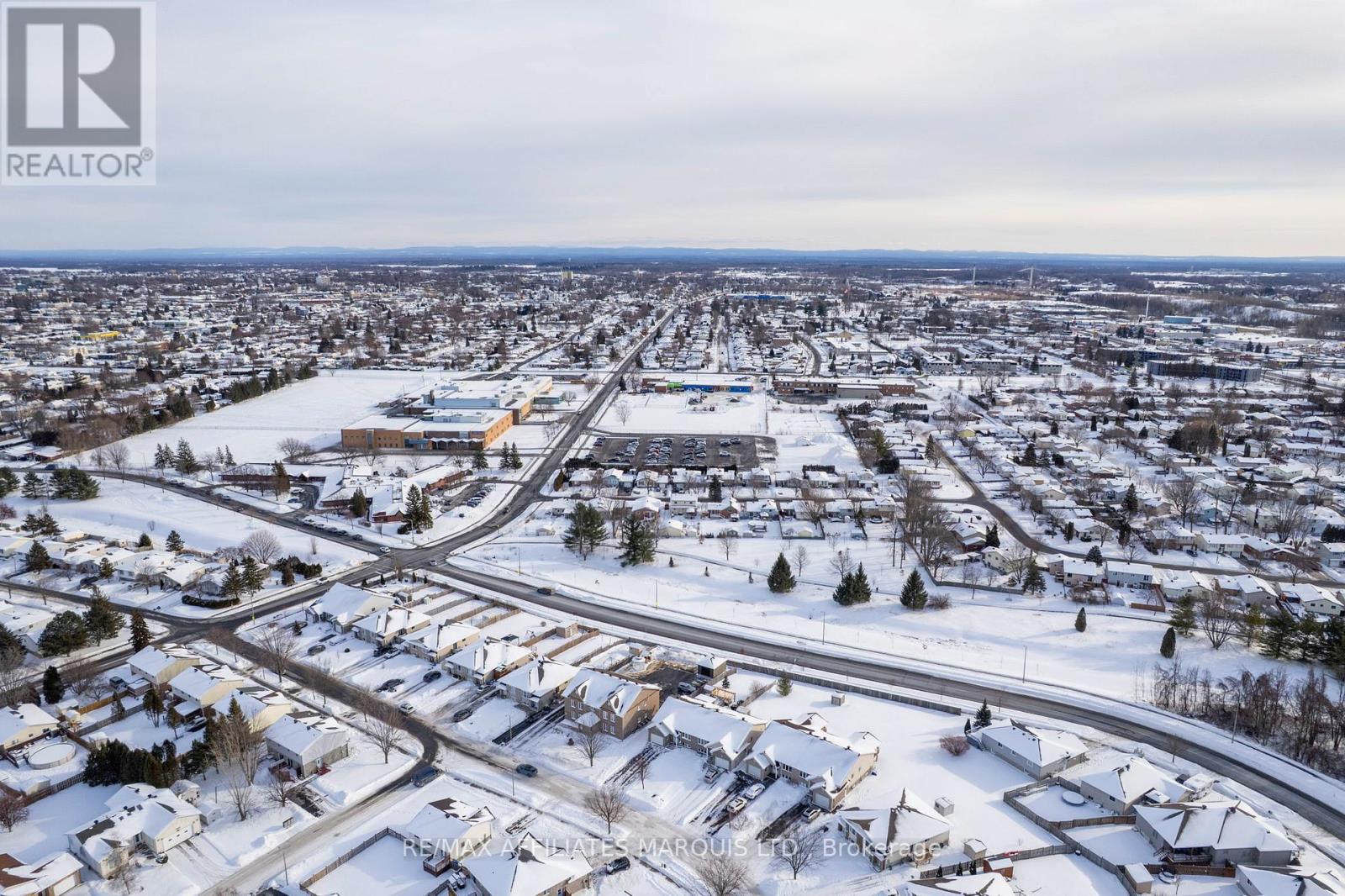 302 Emma Avenue, Cornwall, Ontario  K6J 0A2 - Photo 32 - X12768742