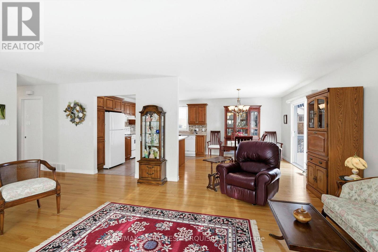 302 Emma Avenue, Cornwall, Ontario  K6J 0A2 - Photo 7 - X12768742