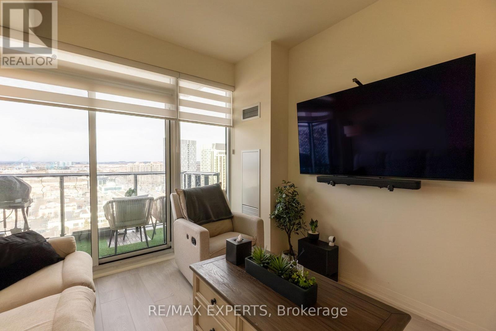 1822 - 9000 Jane Street, Vaughan, Ontario  L4K 0M6 - Photo 18 - N12768760