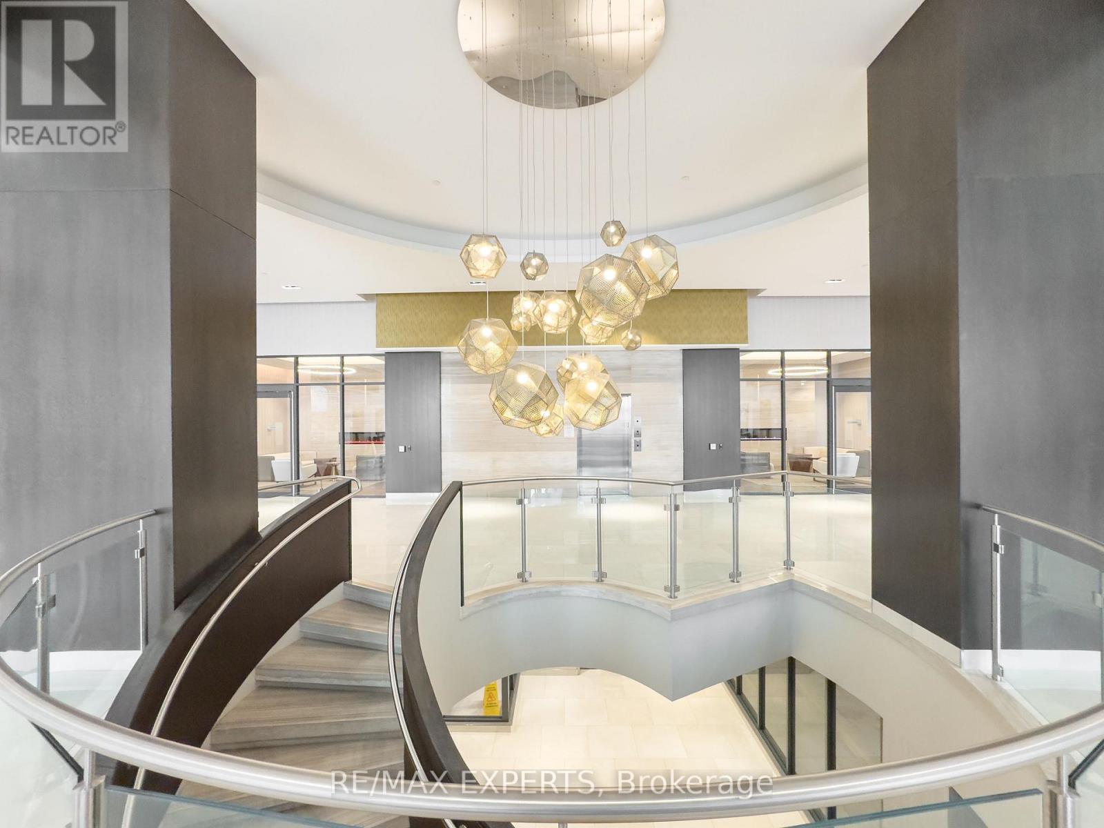 1822 - 9000 Jane Street, Vaughan, Ontario  L4K 0M6 - Photo 9 - N12768760